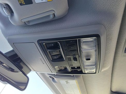 Used 2022 Toyota 4Runner Limited image 32