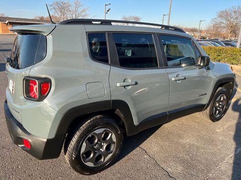 Used 2018 Jeep Renegade Sport w/ Power & Air Group AWD/4WD image 13