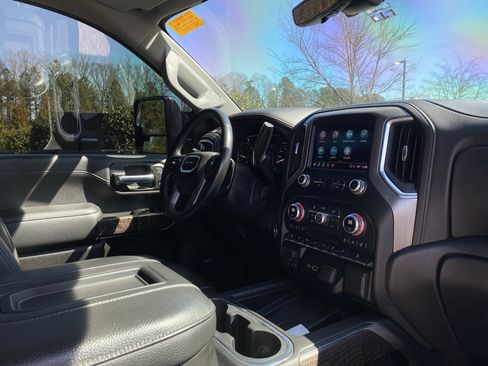 Used 2022 GMC Sierra 2500 Denali w/ Denali Ultimate Package image 6