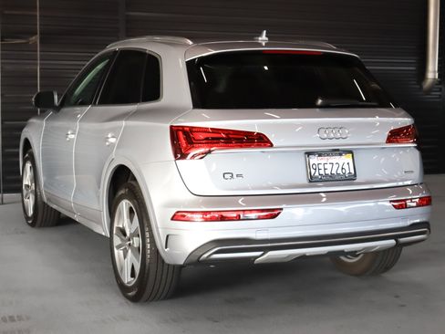 Used 2023 Audi Q5 2.0T Premium Plus w/ Premium Plus Package image 2