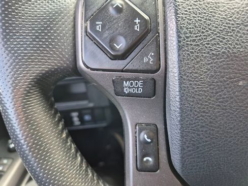 Used 2018 Toyota Tacoma TRD Sport w/ Technology Package image 22