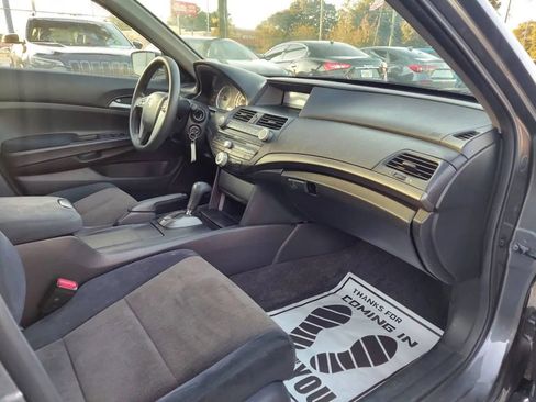 Used 2010 Honda Accord LX image 17