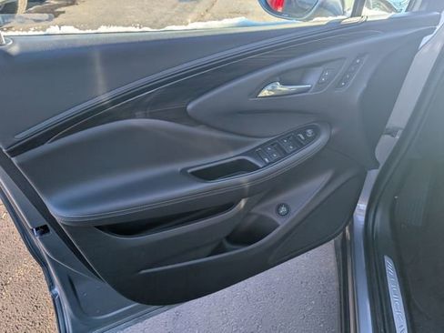 Used 2019 Buick Envision Essence image 14