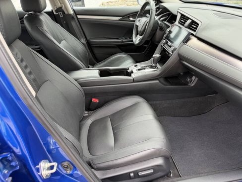 Used 2016 Honda Civic Touring image 21
