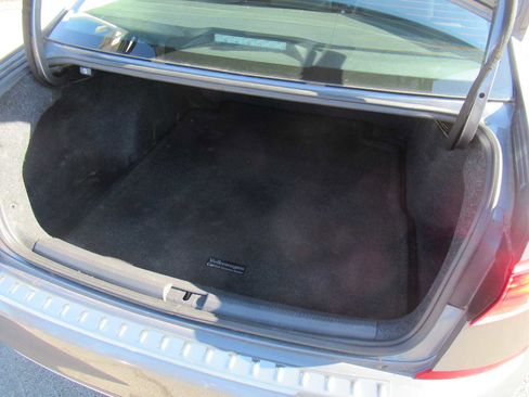 Used 2021 Volkswagen Passat 2.0T SE image 5