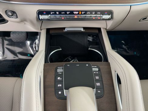 Certified 2021 Mercedes-Benz GLE 350 w/ Premium Package image 18