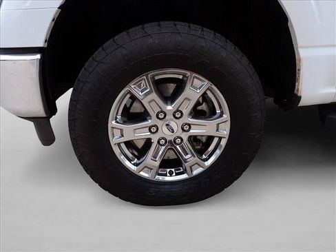 Used 2023 Ford F150 Lariat w/ Trailer Tow Package AWD/4WD image 7