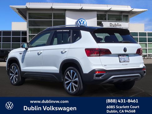 Certified 2023 Volkswagen Taos SE FWD image 6