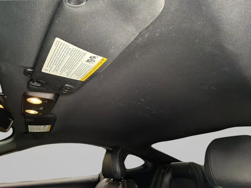 Used 2017 Ford Mustang Premium image 36