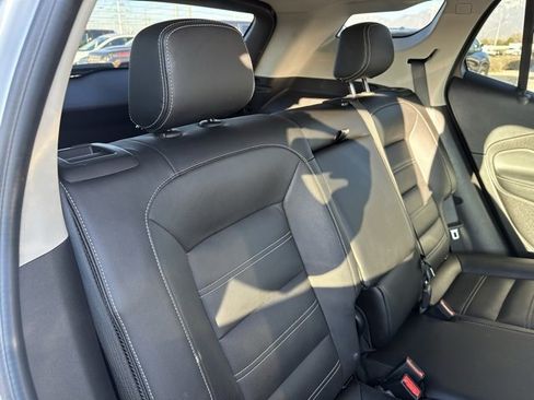 Used 2024 GMC Terrain Denali image 19