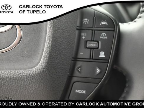 Used 2026 Toyota Prius LE FWD image 28