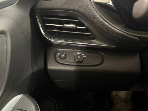 Certified 2024 Buick Envista Preferred w/ Convenience I Package image 12