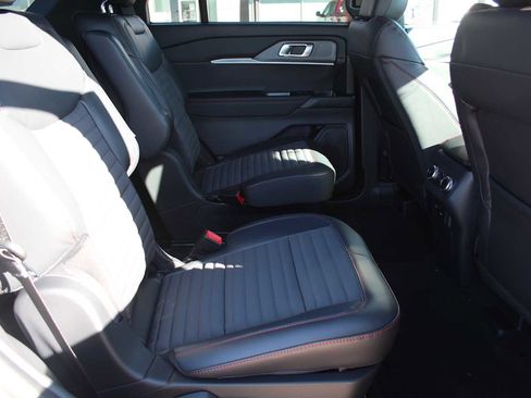 New 2026 Ford Explorer ST-Line image 21