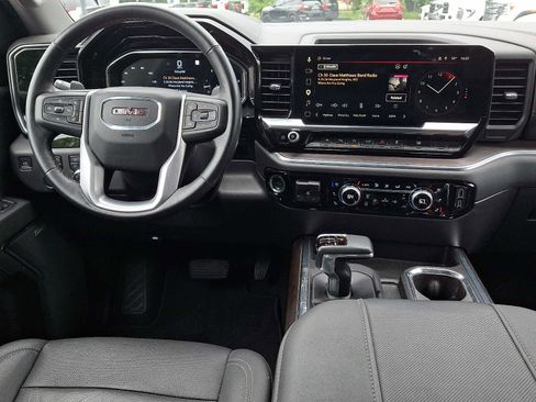 Used 2023 GMC Sierra 1500 SLT w/ SLT Premium Plus Package AWD/4WD image 14