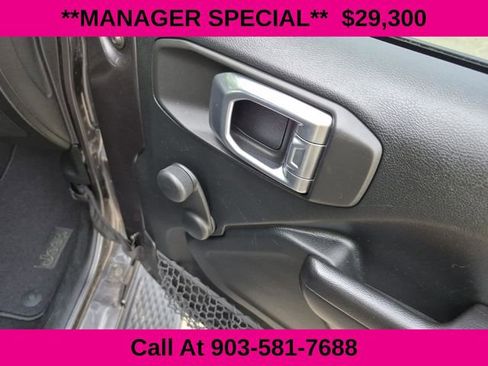 Used 2021 Jeep Gladiator Sport AWD/4WD image 15