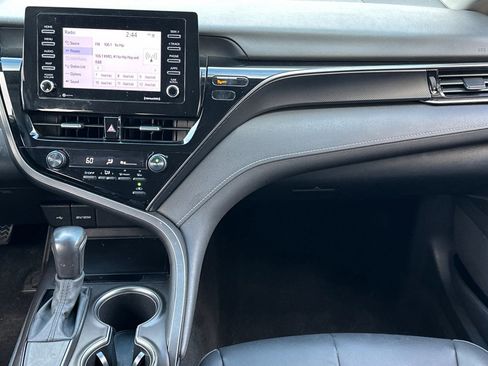 Used 2021 Toyota Camry SE image 29