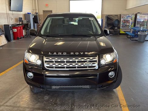 Used 2014 Land Rover LR2 AWD/4WD image 5