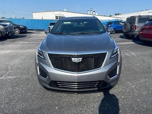 Used 2021 Cadillac XT5 Sportv AWD/4WD image 2