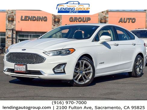 Used 2019 Ford Fusion Titanium FWD image 1