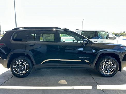 New 2026 Jeep Cherokee Limited AWD/4WD image 3