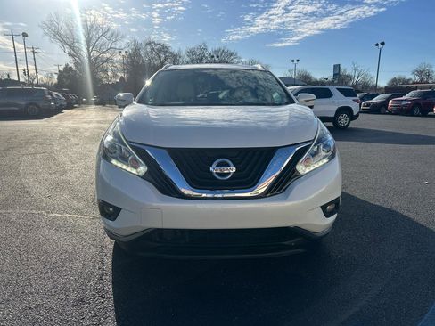 Used 2018 Nissan Murano Platinum w/ Cargo Package image 2