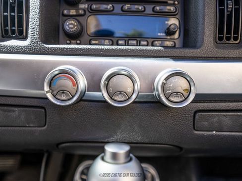 Used 2004 Chevrolet SSR w/ Preferred Equipment Group RWD image 37