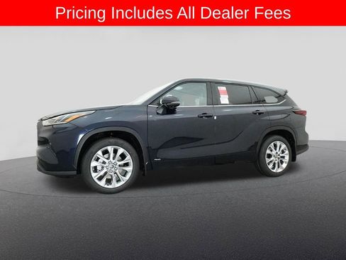 New 2026 Toyota Highlander Limited AWD/4WD image 18