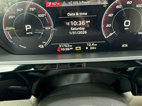 Used 2022 Audi e-tron Premium image 18