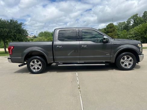 Used 2016 Ford F150 Lariat RWD image 5