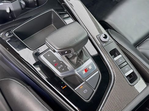 Used 2024 Audi S5 Premium image 17