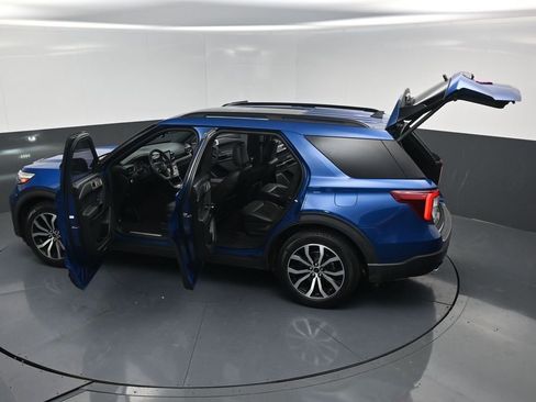 Used 2023 Ford Explorer ST-Line w/ Class IV Trailer Tow Package image 23