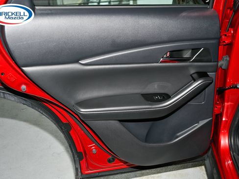 Used 2024 MAZDA CX-30 AWD 2.5 S w/ Preferred Package image 16