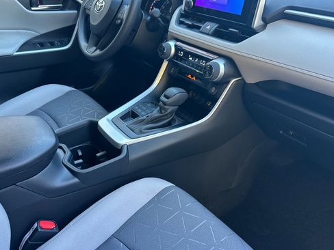 New 2025 Toyota RAV4 XLE image 18