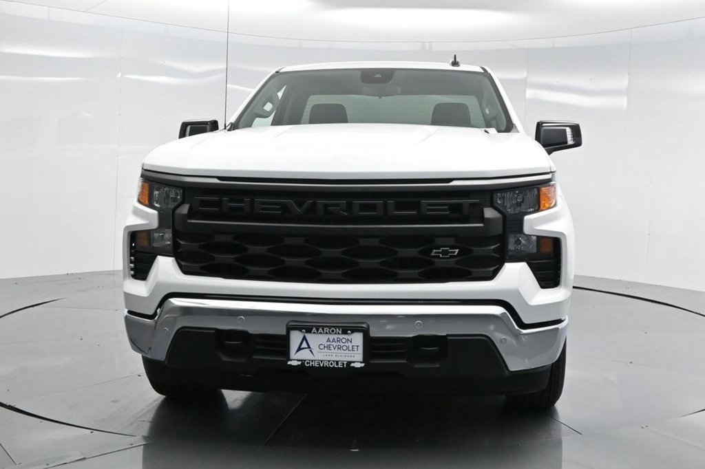 Used 2025 Chevrolet Silverado 1500 W/T w/ WT Safety Package RWD image 2
