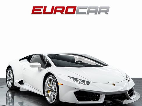 Used 2018 Lamborghini Huracan LP 580-2 RWD image 7