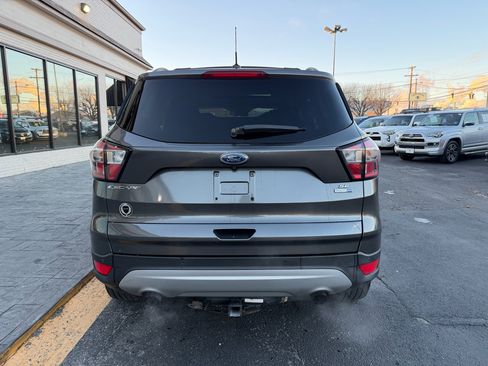 Used 2017 Ford Escape SE w/ Equipment Group 201A image 7