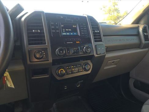 Used 2019 Ford F250 XL w/ Power Equipment Group image 14