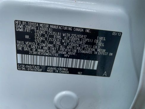 Used 2013 Toyota RAV4 XLE AWD/4WD image 45