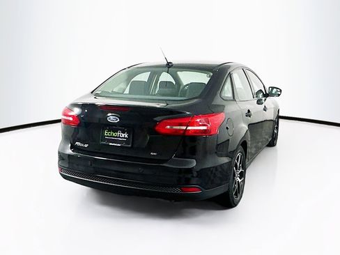 Used 2017 Ford Focus SEL image 9