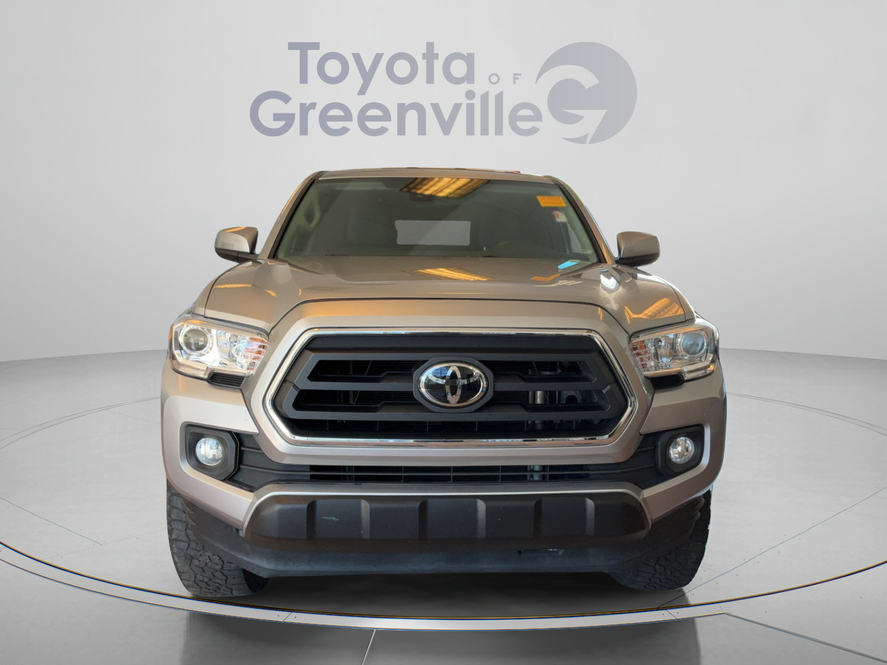 Used 2021 Toyota Tacoma SR5 RWD image 9
