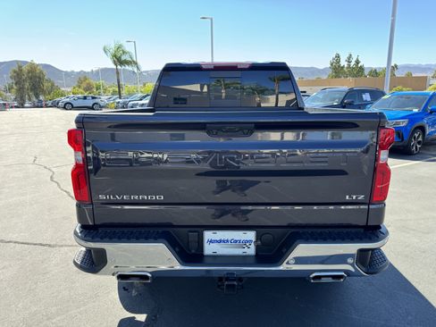 Used 2023 Chevrolet Silverado 1500 LTZ w/ LTZ Convenience Package II AWD/4WD image 12
