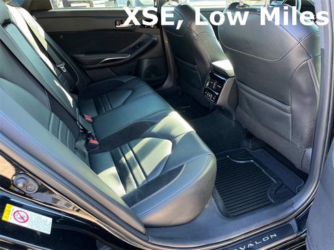 Used 2019 Toyota Avalon Touring w/ Advanced Safety Package image 25