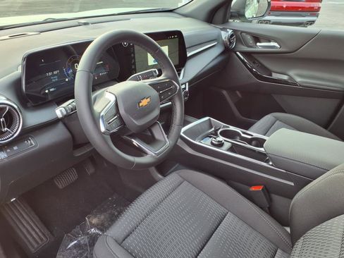 New 2026 Chevrolet Equinox LT image 10