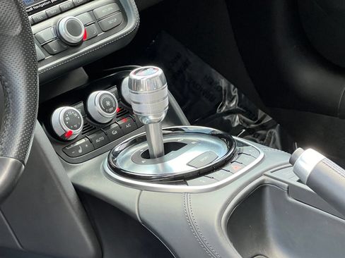 Used 2015 Audi R8 V10 AWD/4WD image 27