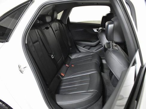 Used 2019 Audi A4 2.0T Premium image 29