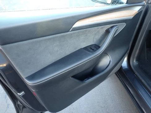 Used 2024 Tesla Model Y Long Range image 14