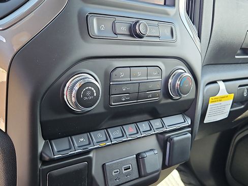 New 2026 GMC Sierra 1500 Pro w/ Pro Value Package image 18