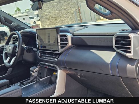 Used 2024 Toyota Tundra Platinum AWD/4WD image 33