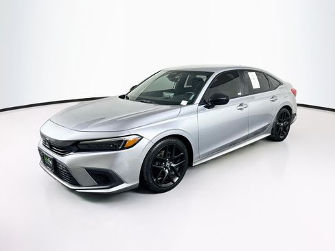 Used 2022 Honda Civic Sport image 3