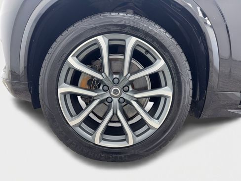 Used 2019 Volvo XC90 T5 Momentum w/ Multimedia Package image 53